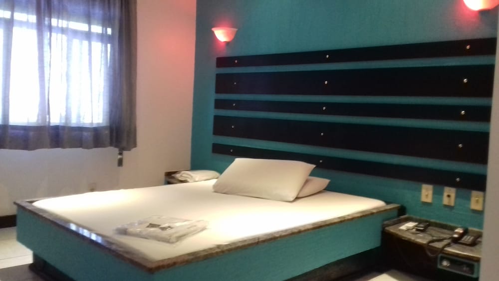 Motel dos Arcos