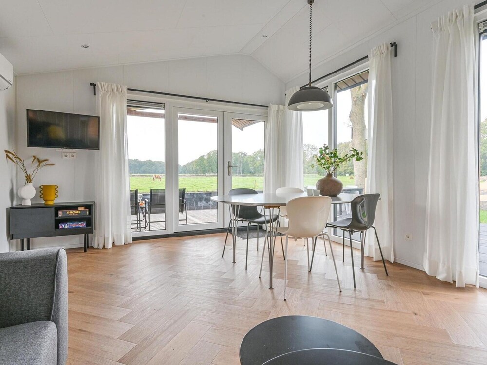 Chalet in Dutch Park With Garden and Terrace
