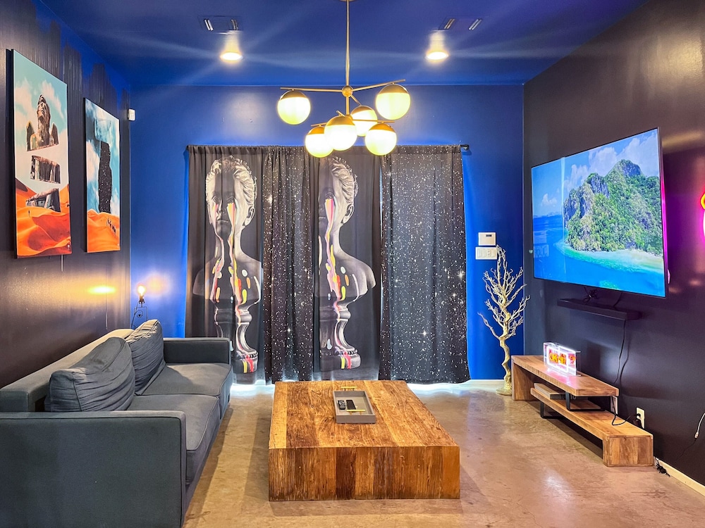 Ultimate 10br Group Getaway6min to Rainey Street