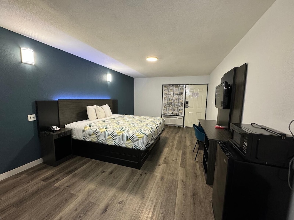 Motel 6 Greenwood, MS view 4