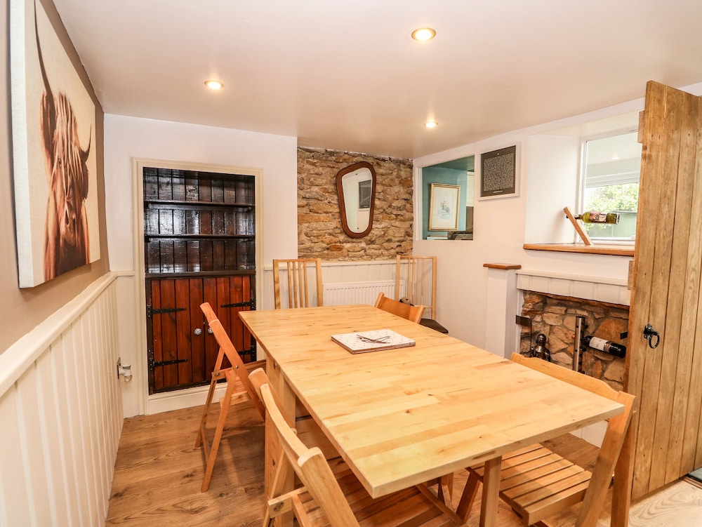 Apple Tree Cottage