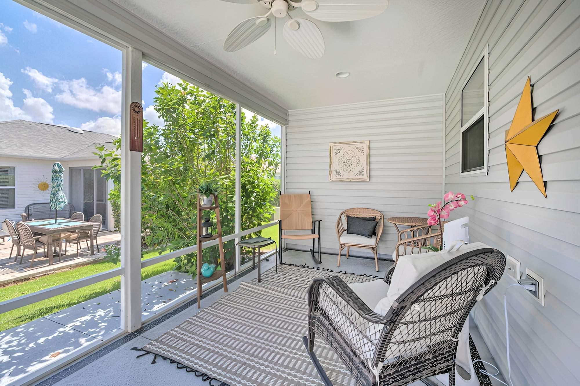 Bright Florida Home Near Tons of Golf Courses view 4