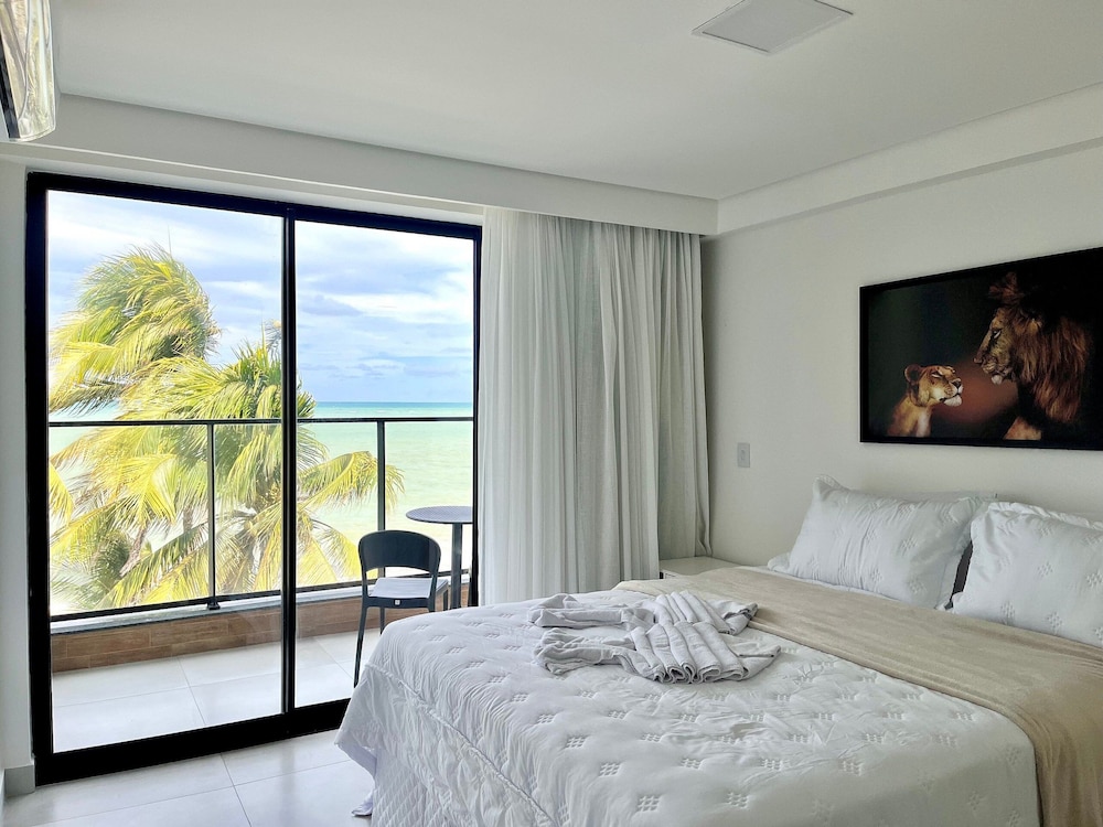 Hyde Park OCEANVIEW - by Living