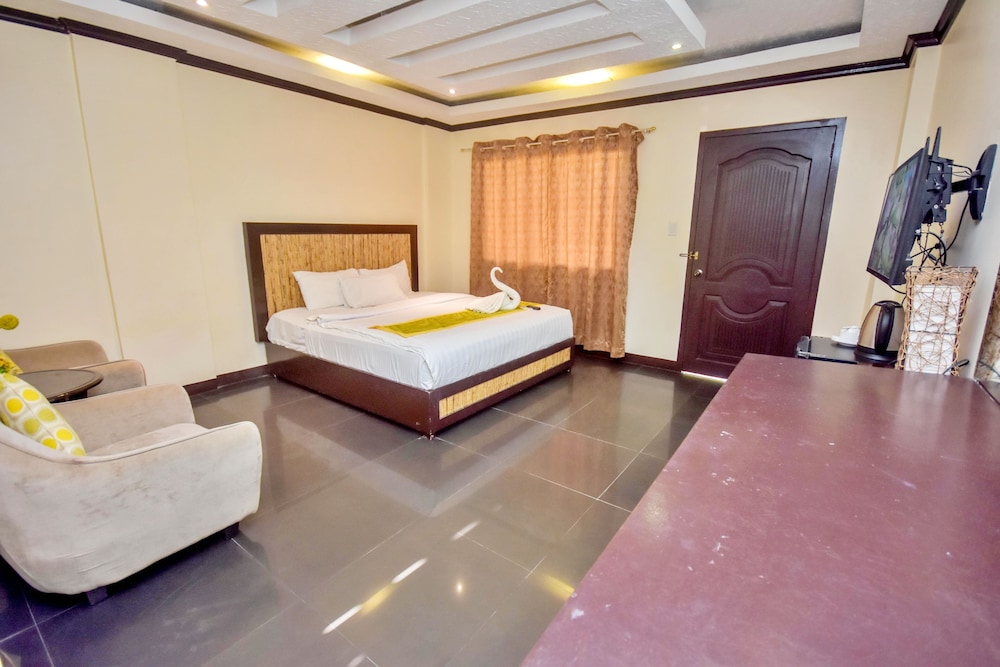 Bamboo Beach Resort