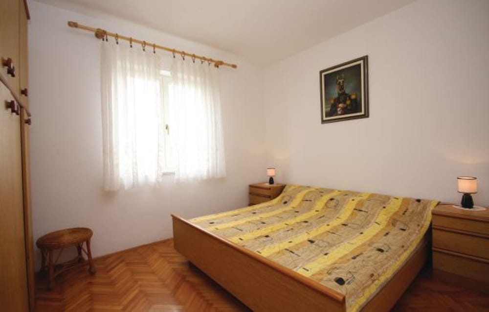 Apartment 773 view 5
