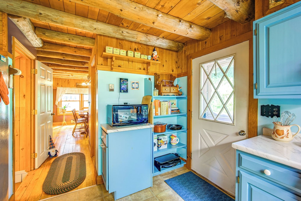 Forest Hideaway in Plainfield: Hike, Paddle & Ski