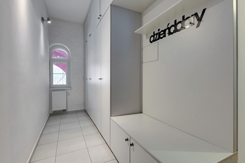 City Center Art House by Downtown Apartments