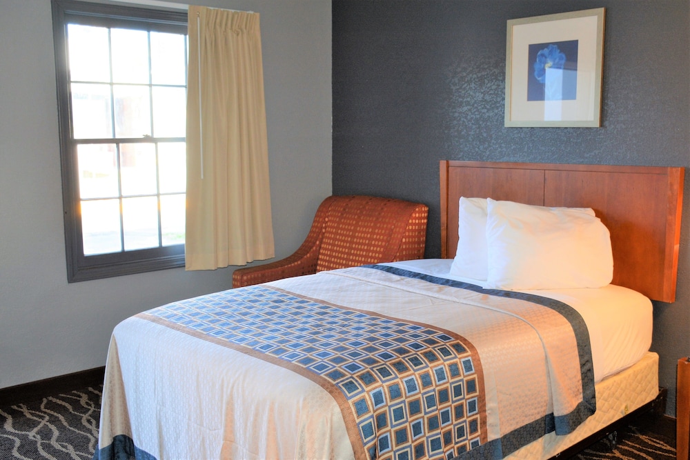 Travelodge by Wyndham Walterboro