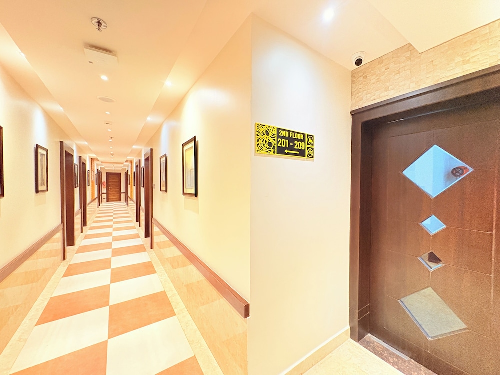 ROYAL GRAND HERITAGE PURI