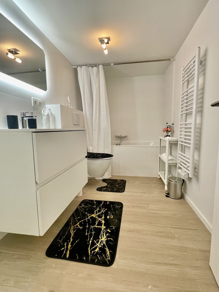 One Lux Stay near Antwerp Central