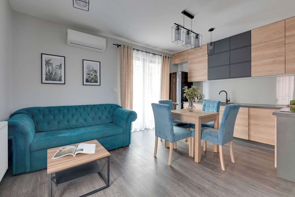 Aura - Riverside & Parking by Downtown Apartments