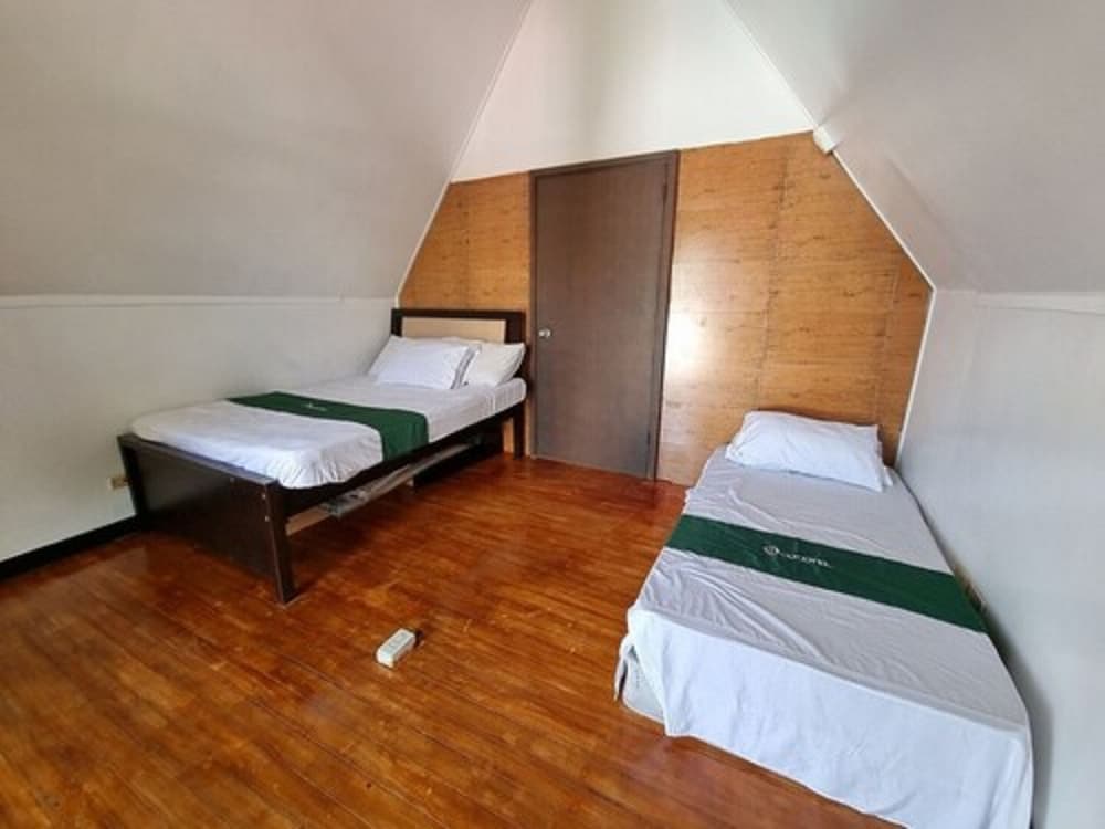 Richmond Villa Private Resort by Cocotel view 4