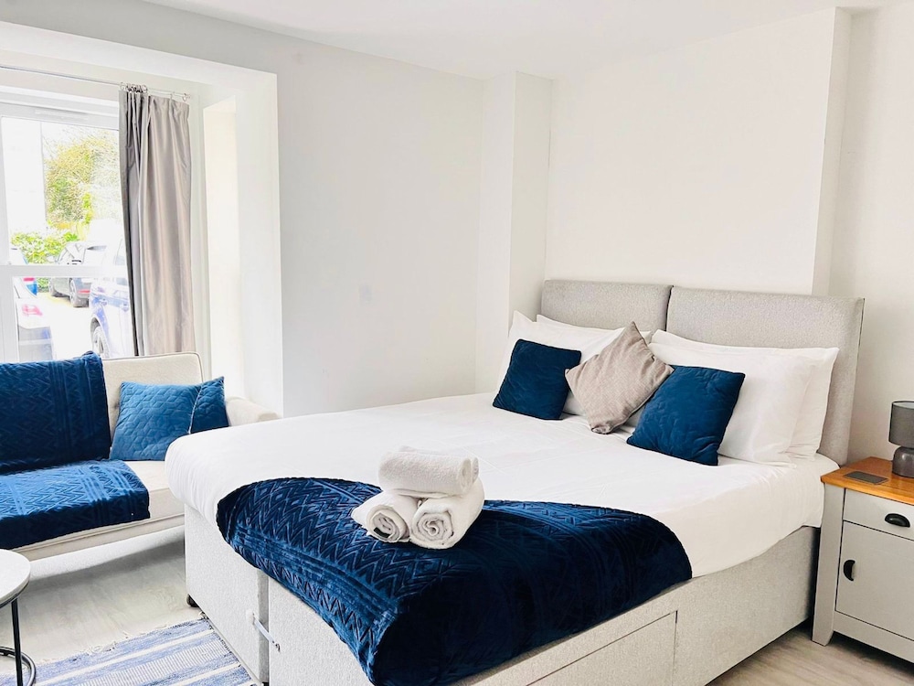 Tanzanite Apartment in Cambridge view 3