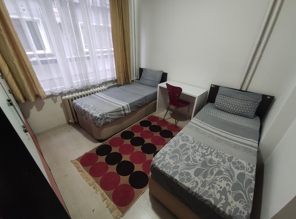 Photo 8