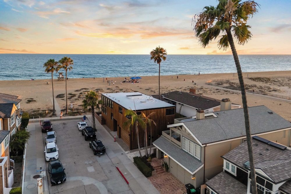 Oceanfront Home Walk to Balboa Pier + Scenic Views Balboa Peninsula Point by Avantstay