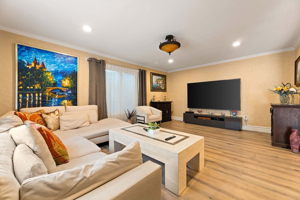 Allura Studio City Mediterranean With Private Pool