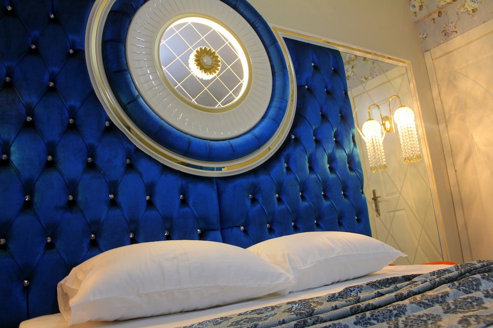 Talya Apartments