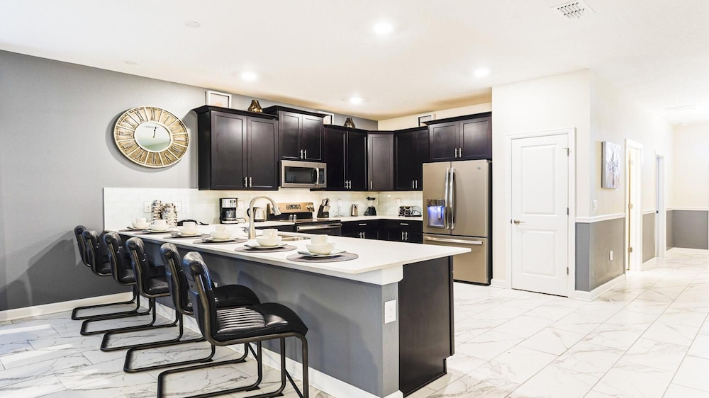 9BR Pool SPA Game Close to Disney view 3