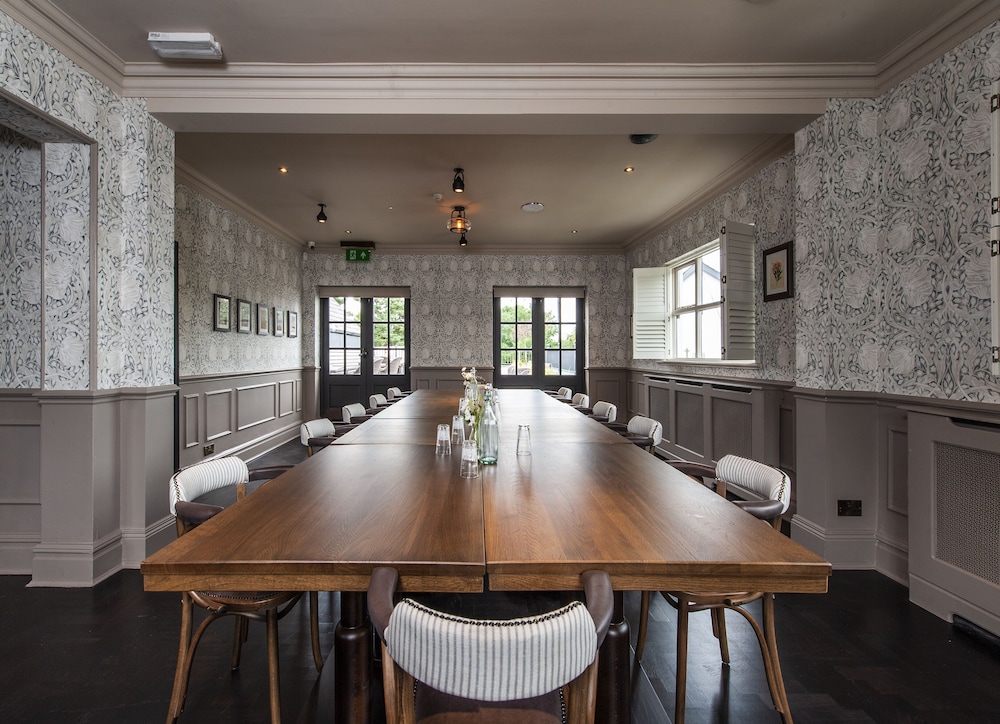 Altrincham Vacations - The Bulls Head Hotel - Property Image 19