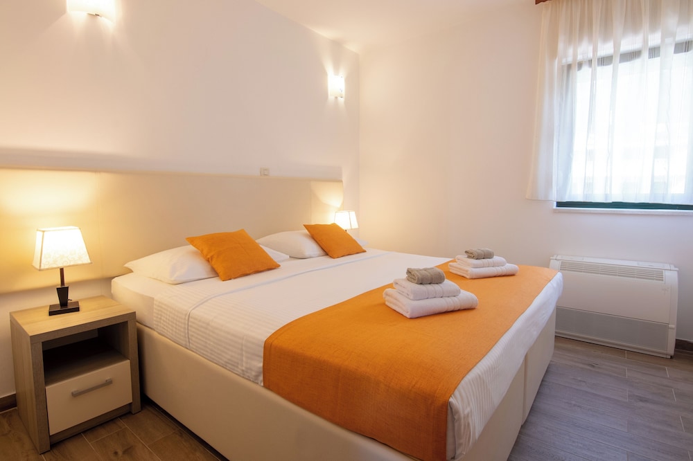 Amazing Lucija apartments-sea view