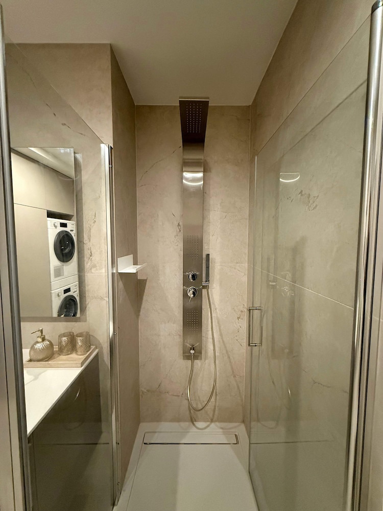 Skyline Penthouse Retreat Luxury in Ljubljana