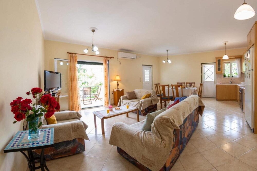 Nikis Country House - Lefkada BnB Private Parking photo 5