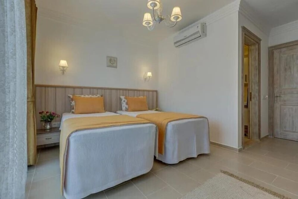 Bella pietra otel