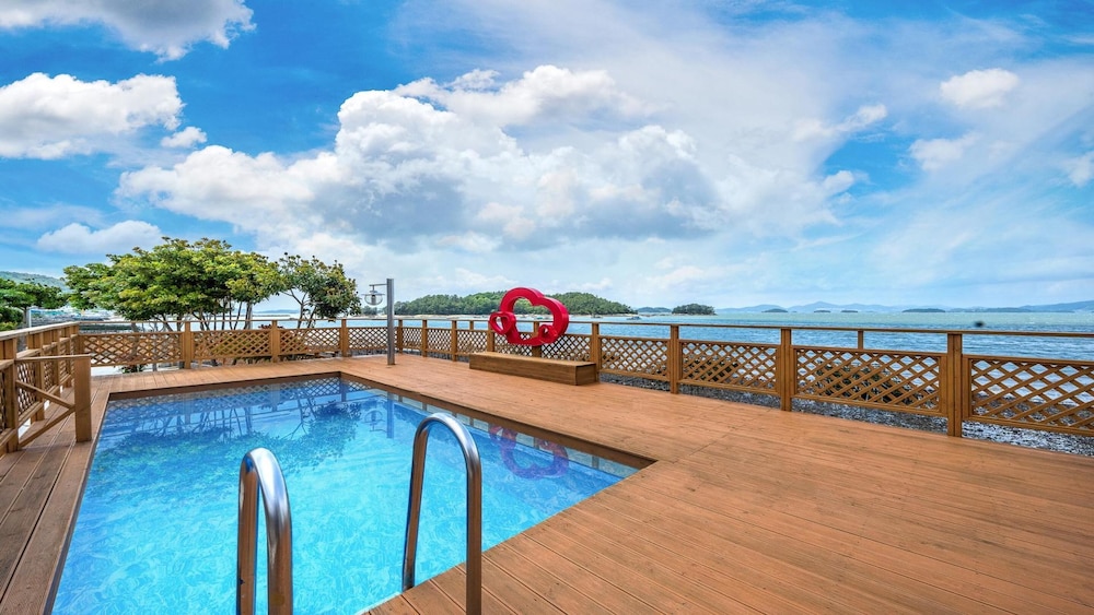 Yeosu Hi Mom Kids Family Pension Gold