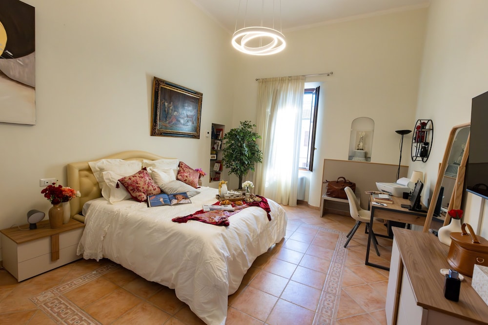 Rosam Via Veneto 15 min Walk From Spanish Steps