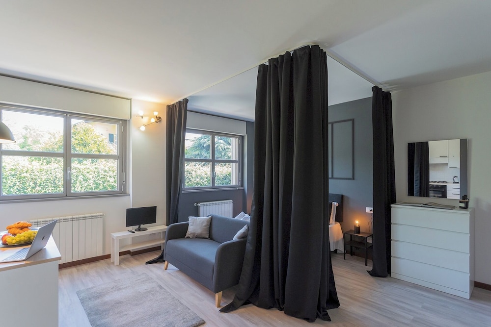 Black Loft Como by Rent all Como