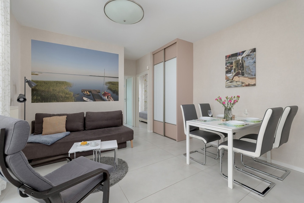 Apartment Miamar for 6 by Renters