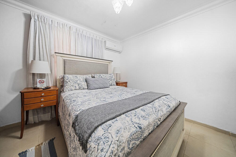 COZY ELEGANT 2BR SPACE