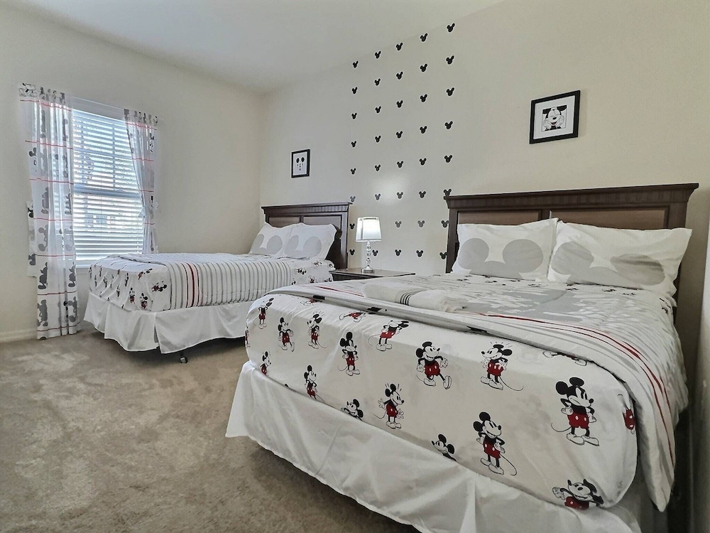 Lucaya 3BR Townhome 15min to Disney Gated