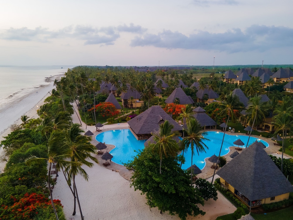 Kiwengwa Vacations - Neptune Pwani Beach Resort Spa Zanzibar - Property Image 34