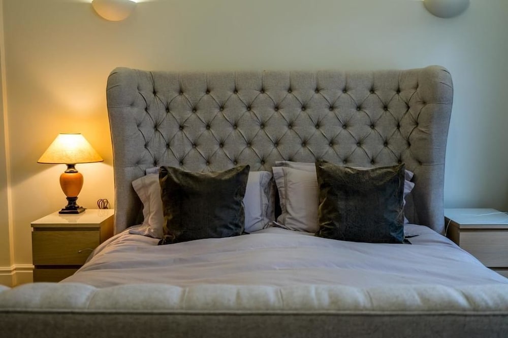 Beautiful Apt In a Listed Georgian House - Apartment 4 view 3