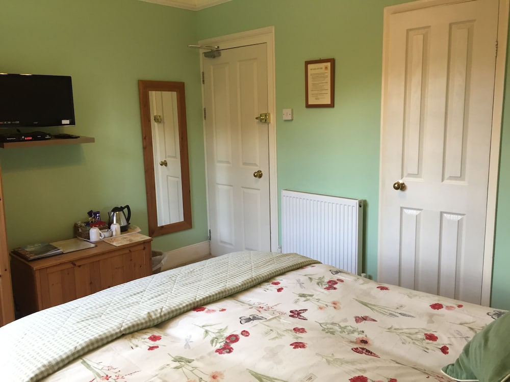 Polraen Country House