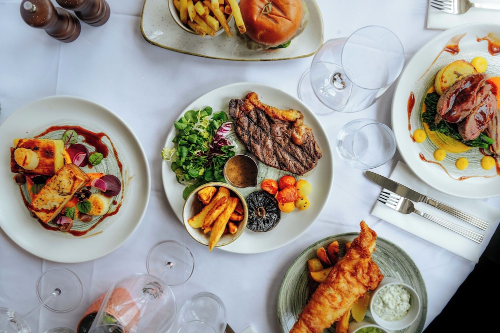 The Ox Pub & Rooms