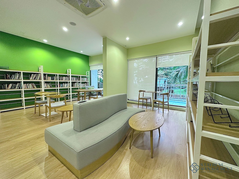 Country Garden Danga Bay Sea View Homestay by Stayrene