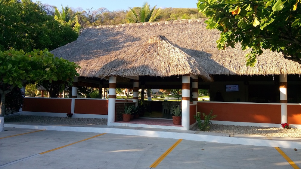 Hotel & Club Campestre Altos Paraiso
