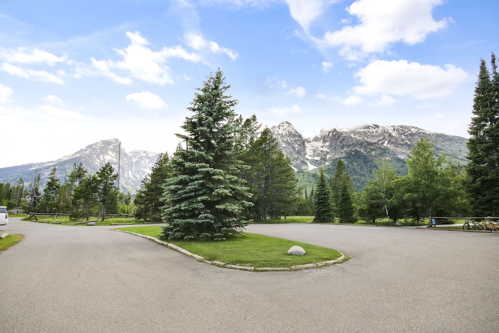 Jenny Lake Lodge — photo 3