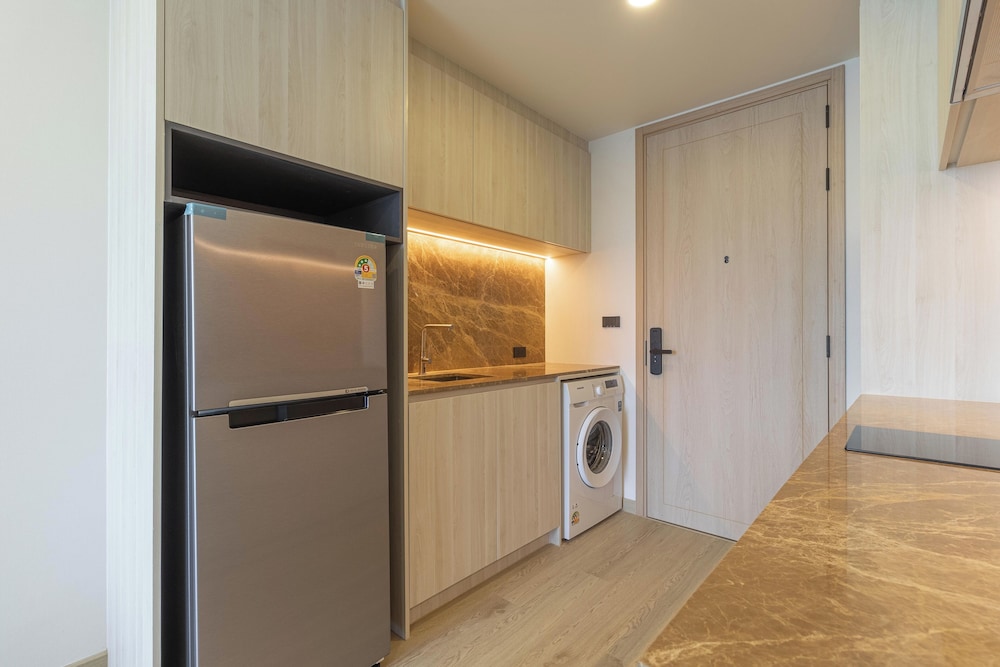New Condo Near Phuket Beach Clubs C227