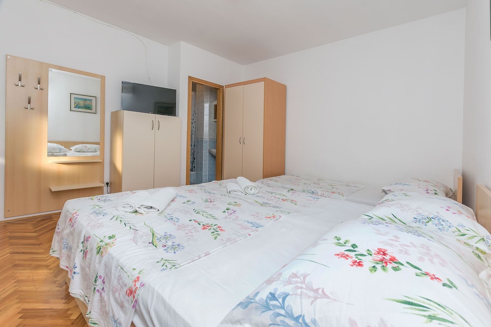 Apartments and Room Nevenka view 4