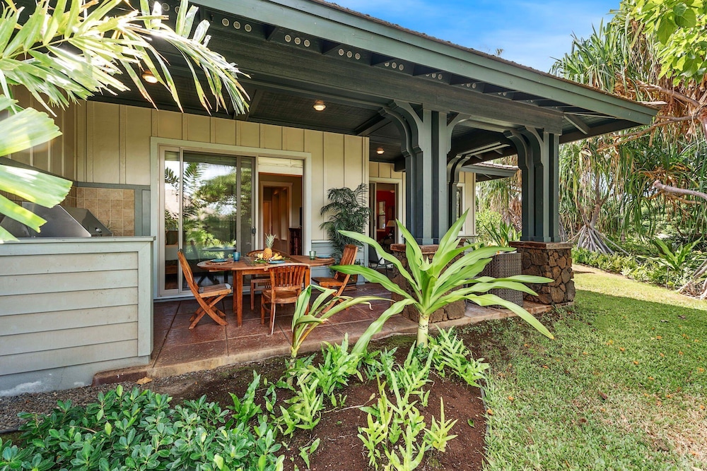 Updated Unit - Perfect Location - Vrkcv