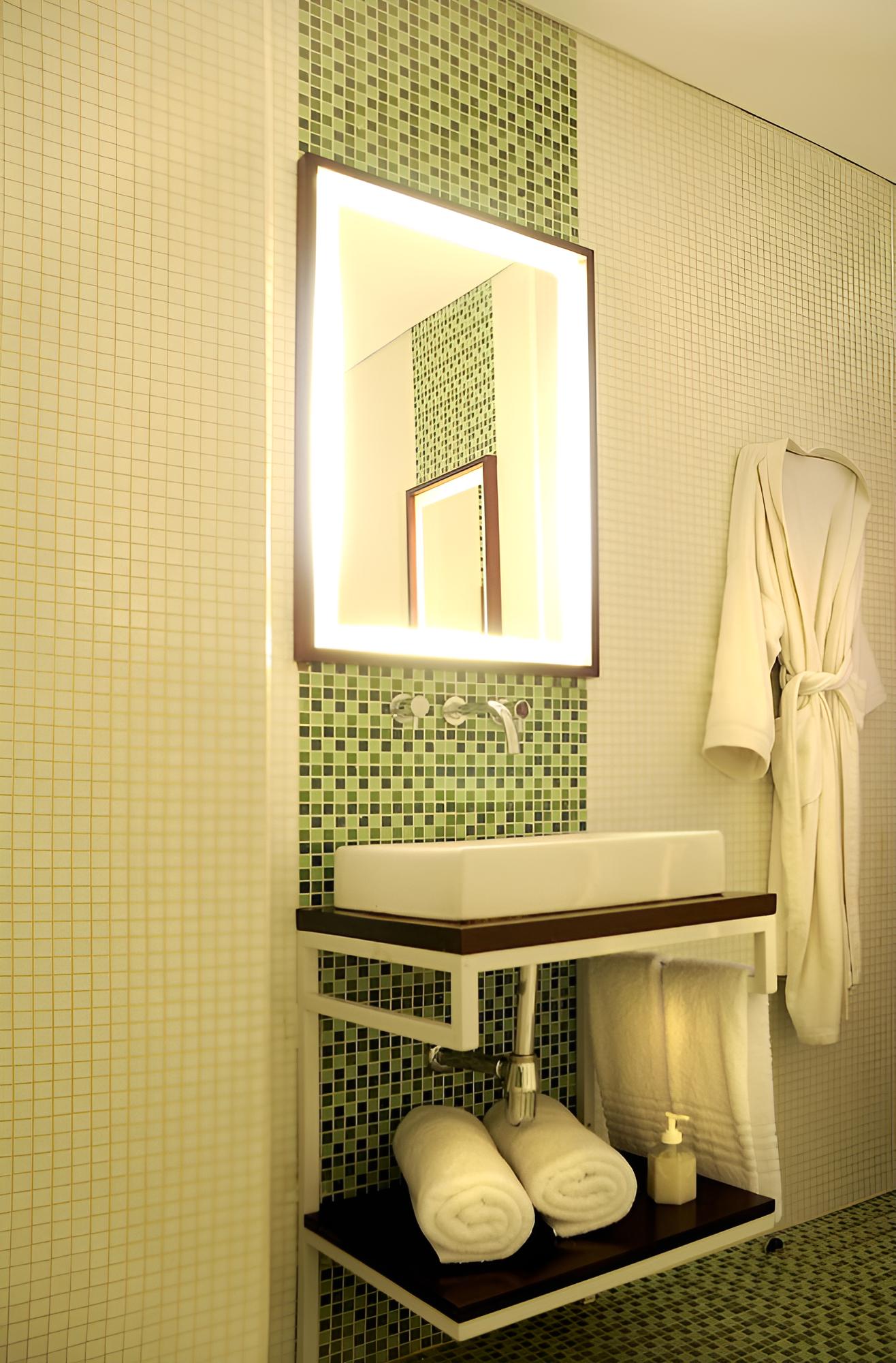 Babel Boutique