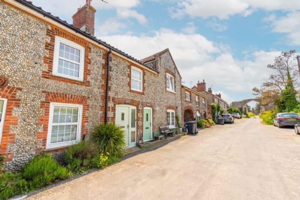 Host Stay Pilgrims Rest