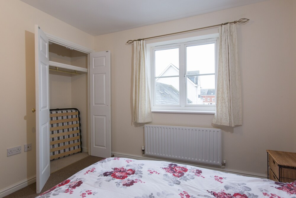 5 Rosebay Gardens