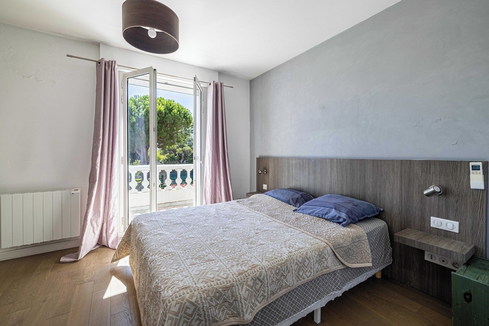 A/c Villa 8br/15p With Pool & Tennis - Antibes