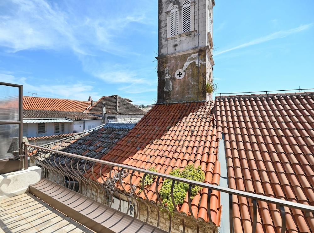 Palace Andreis