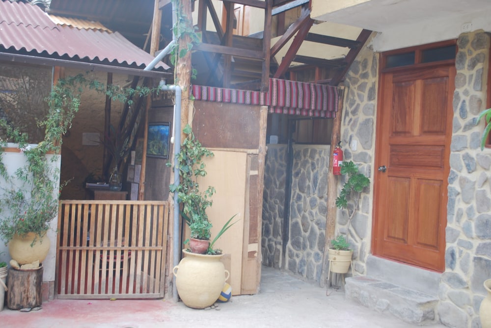 Kiswar Lodge