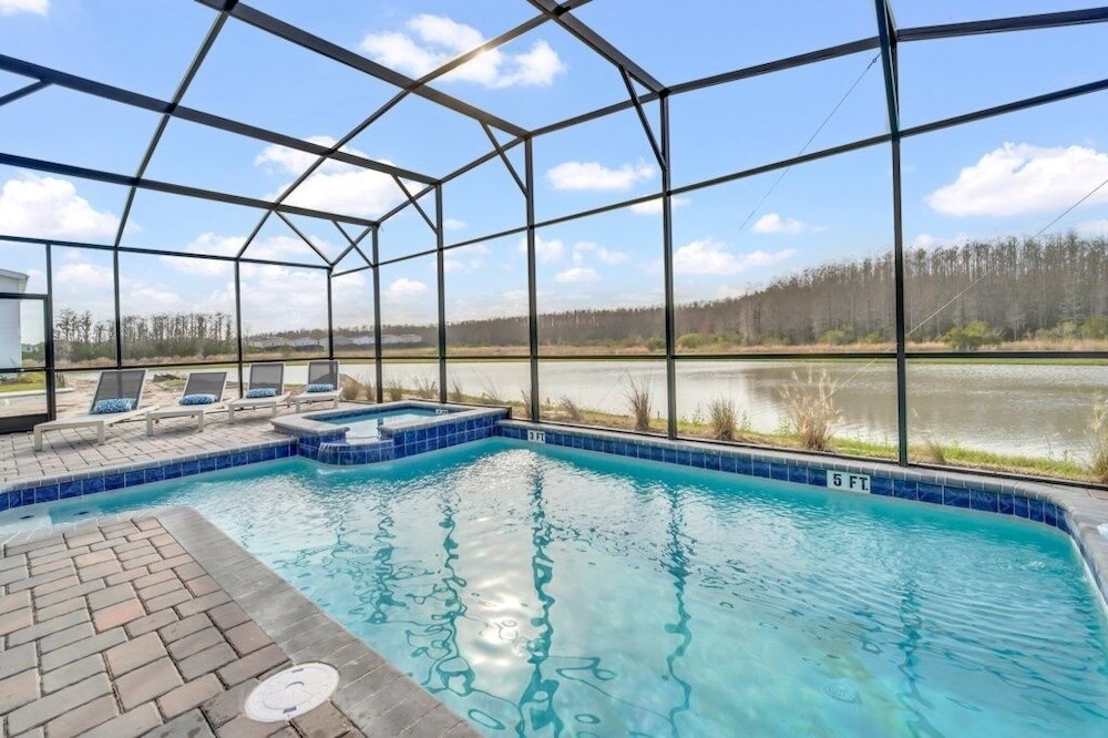 2900penolpe 9 Bedroom Home